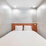 Oriente By Olala Homes *