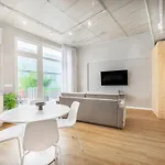 Oriente By Olala Homes *